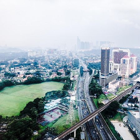 Chrisenbel Suites - Pinnacle Pj Petaling Jaya Ngoại thất bức ảnh